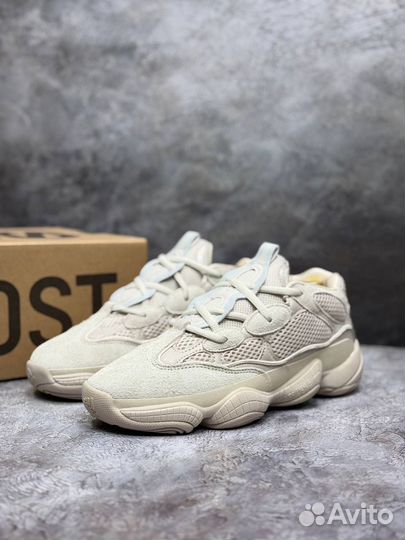 Кроссовки Adidas Yeezy Boost 500 белые