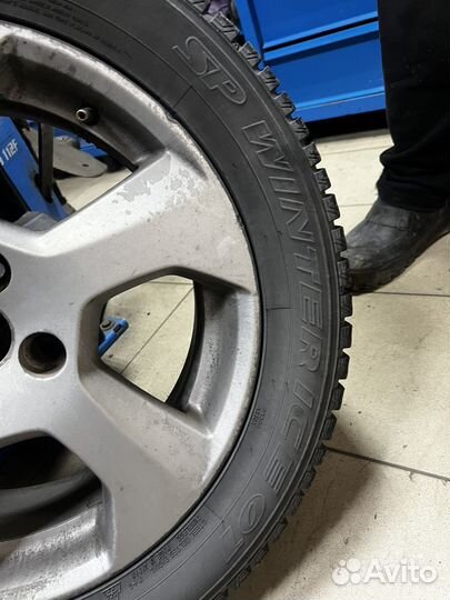 Dunlop SP Winter Ice 01 205/55 R16