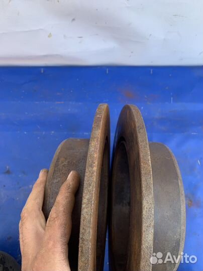 Диск тормозной задний toyota altezza