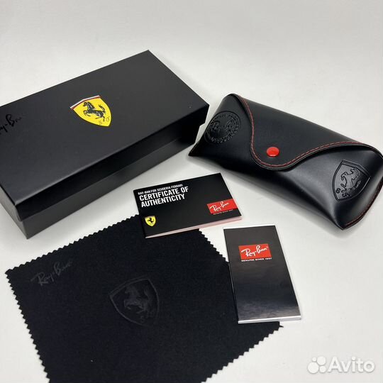 Футляр для очков ray ban ferrari