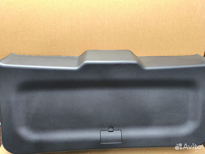 Обшивка крышки багажника Exeed VX