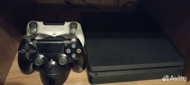 Sony PS4 slim 1tb