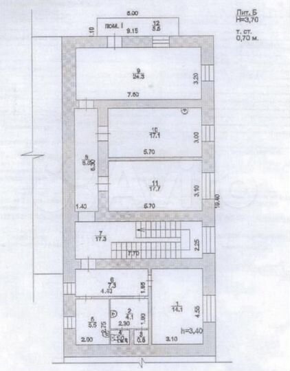 Нежилое здание с земельным участком