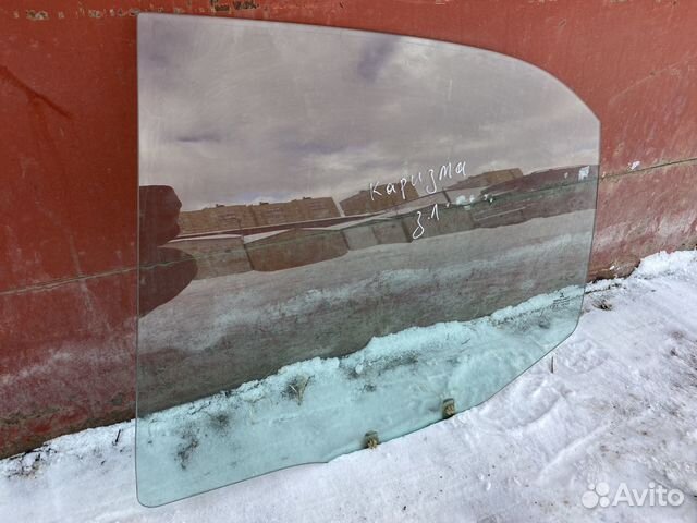 Стекло заднее боковое mitsubishi carisma