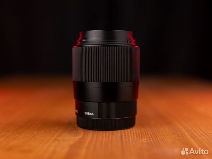 Sigma 30mm f/1.4 DC DN (Sony E mount APS-C)