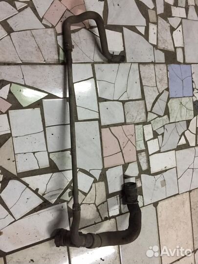 Патрубок системы охлаждения Audi A8 D3