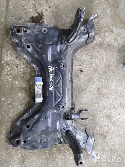 Балка подвески Peugeot 308 2009