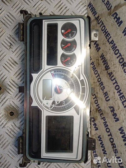 Панель приборов (щиток) Renault Magnum 2004
