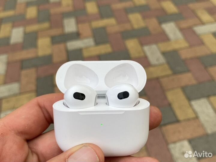 Беспроводные наушники apple airpods 3