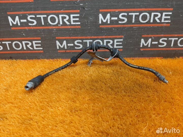 Шланг тормозной передний правый Bmw 3-Series E90