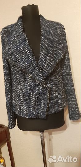 S/M Жакет Sisley Италия букле