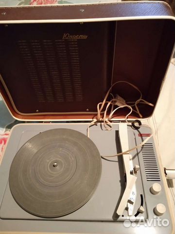 Проигрыватель винила