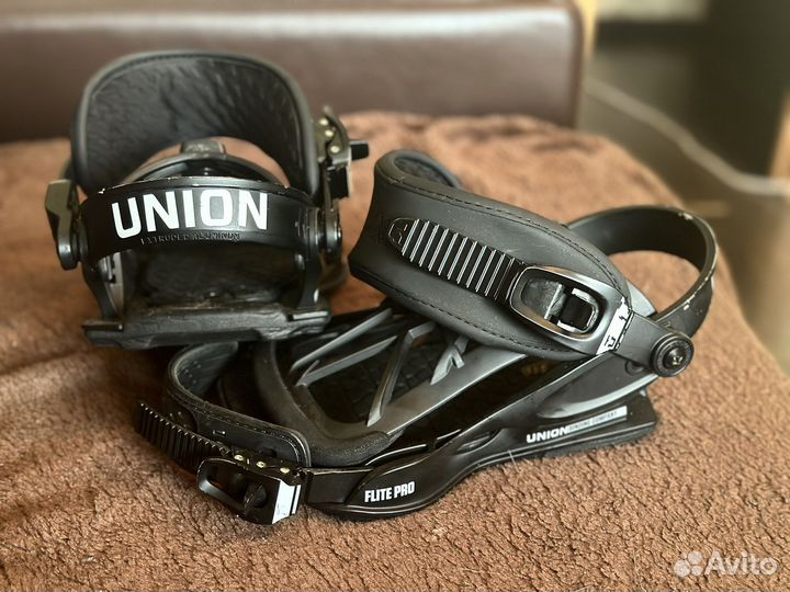 Крепление для сноуборда union flight pro
