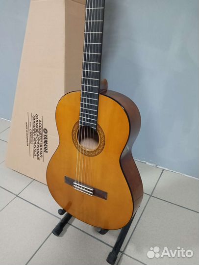 Гитара Yamaha c40