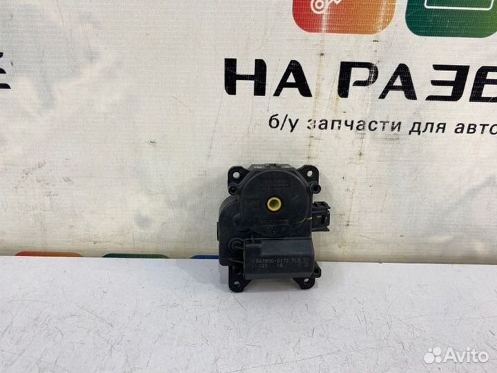 Сервопривод заслонки отопителя Toyota Camry XV50