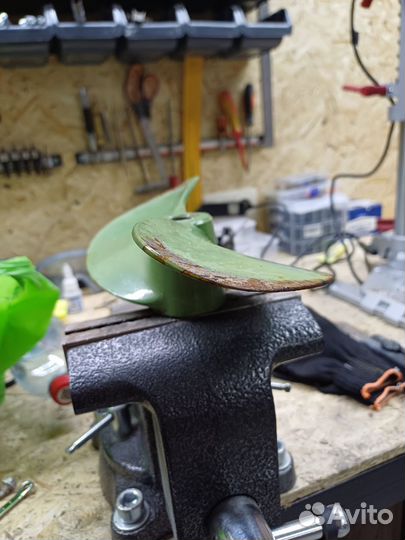 Гребной винт Полк