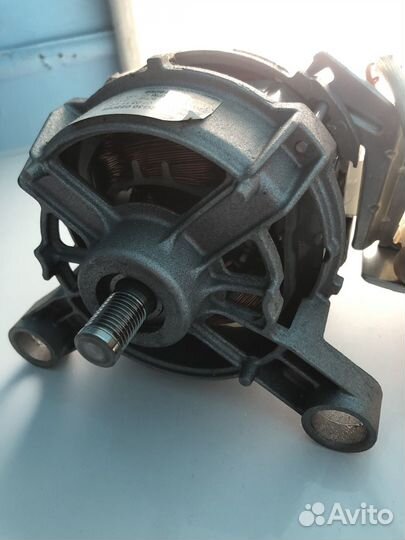 Модуль стиральной машины и двигатель