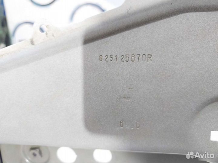 Панель передний Renault Logan 2 2012-2018