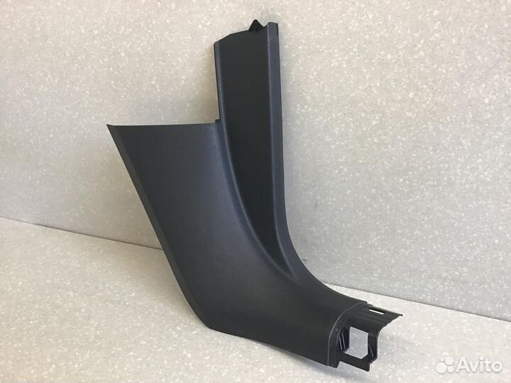 Накладка порога (внутренняя) Skoda Kodiaq 2017