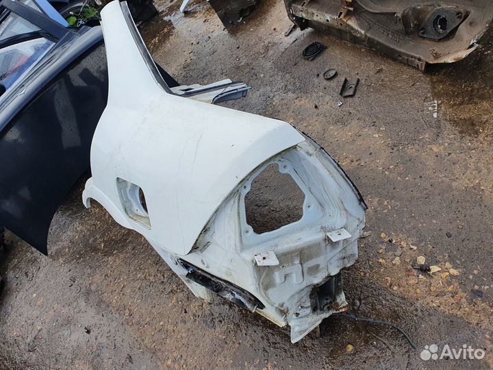 Крыло заднее левое Nissan Almera Classic B10