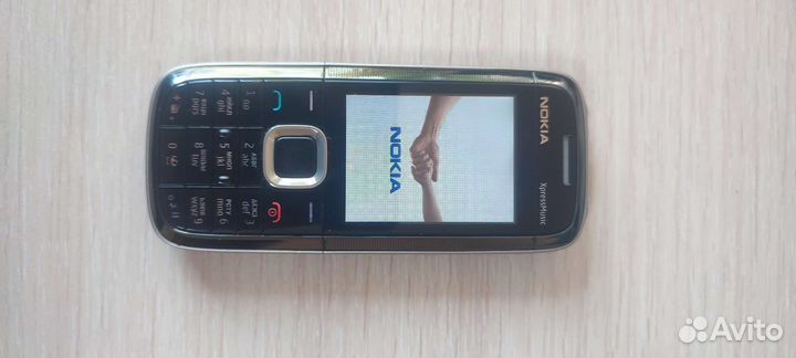 Кнопочный телефон Nokia