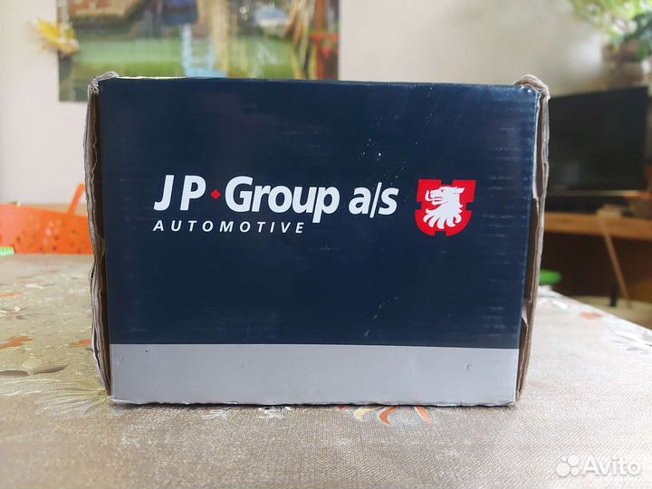 Гидроусилитель руля Volkswagen. 7H0422154D