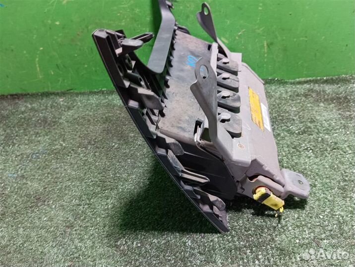 Подушка безопасности коленная Toyota RAV4 A30 2006