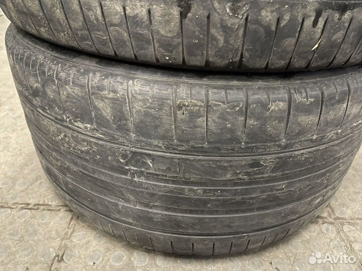 Pirelli P Zero PZ4 275/35 R21 и 315/30 R21