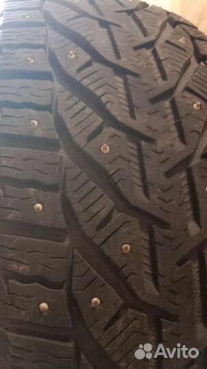Kormoran SUV Stud 235/65 R17