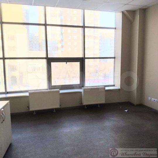 Продам офисное помещение, 319.6 м²