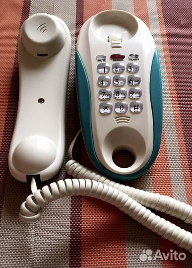Телефон стационарный