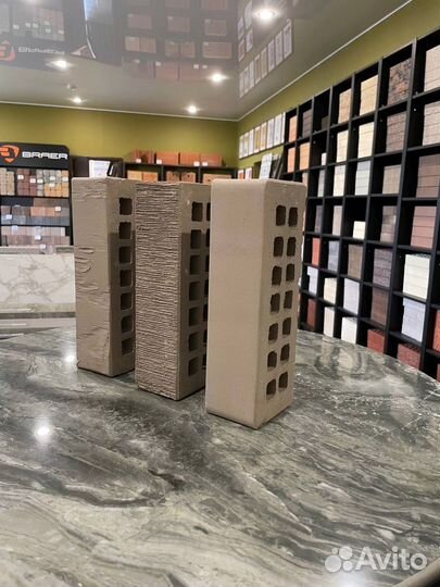 Облицовочный кирпич серый дерево завода жкз