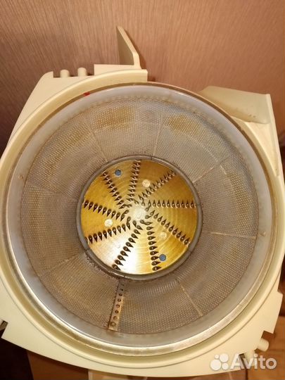 Соковыжималка СССР электрическая