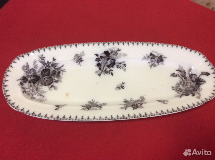 Блюдо большое фарфор