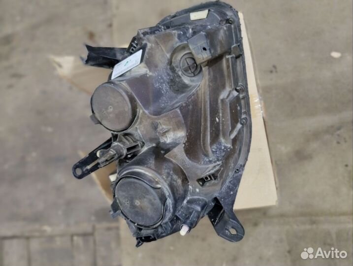 Фара renault duster