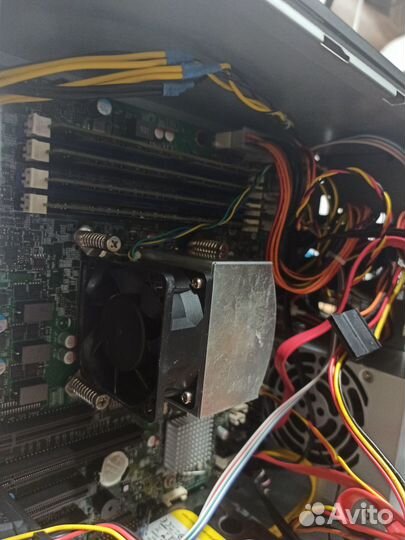 Сервер xeon 1150 / 16Gb / ssd 200 Gb / 4Tb