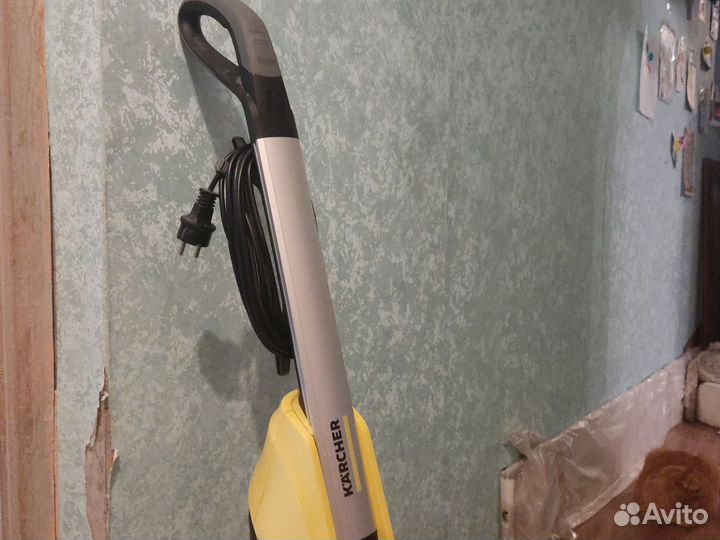 Моющий пылесос karcher