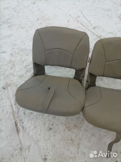 Продам два сиденья от катера