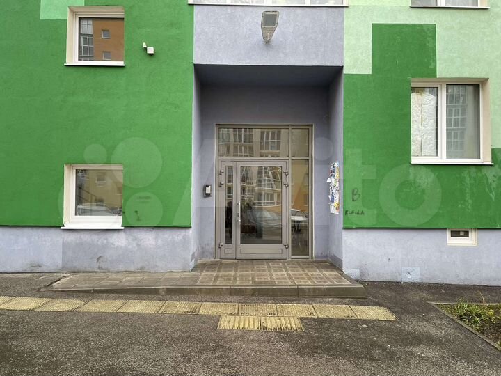 2-к. квартира, 54,3 м², 1/9 эт.