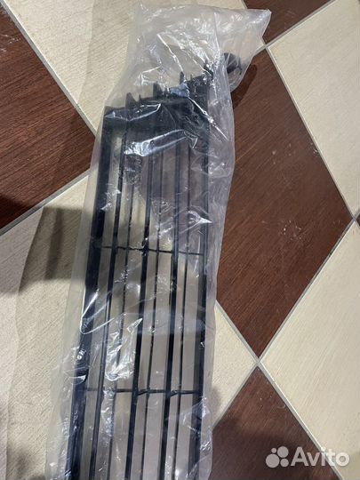 Решетка бампера Corolla 16-19 г.в