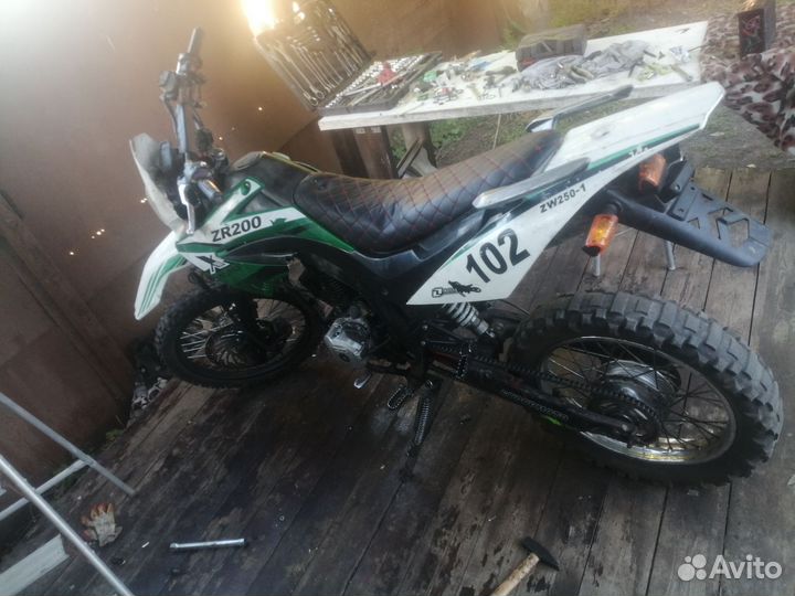 Продам мото 200 куб