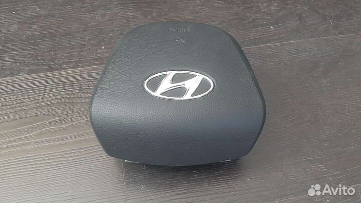 Hyundai Solaris подушка в руль airbag