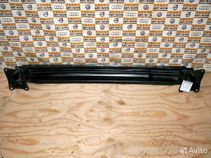 Усилитель заднего бампера Фольксваген Гольф 6