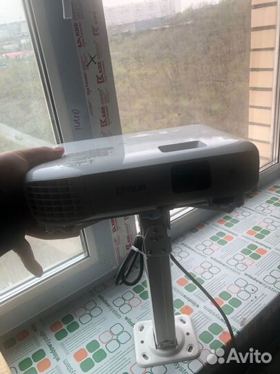 Проектор Epson EB-E500
