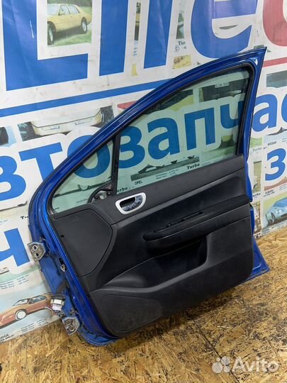 Дверь перед правая в сборе Пежо 307