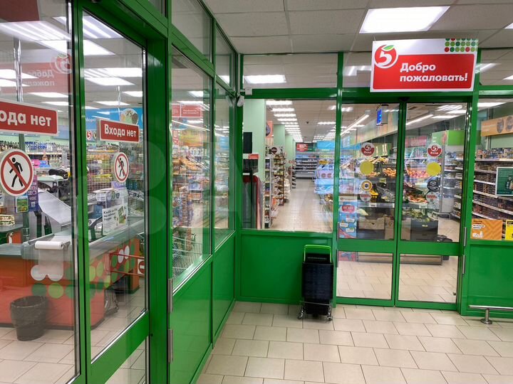 Большое здание свободного назначения, 876.3 м²