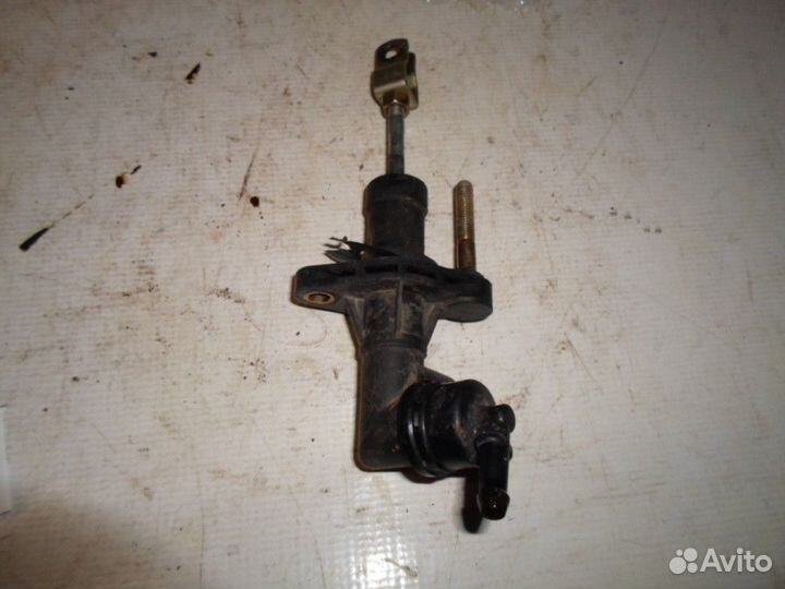 Цилиндр сцепления главный (Kia Spectra)