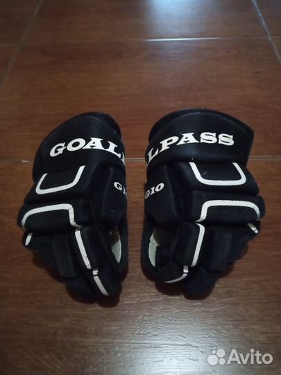 Краги хоккейные размер 9