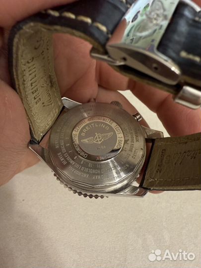 Наручные часы breitling