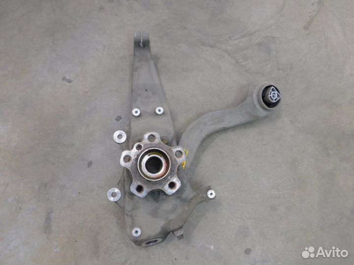 Цапфа/кулак поворотный передний правый BMW 5-Serie